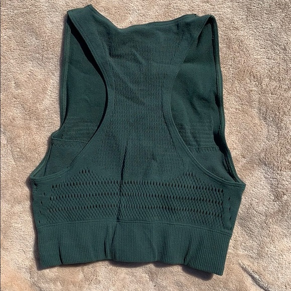 Never worn, light support bras - Picture 6 of 7